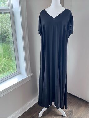 Chico's Black V-Neck Short Flutter Sleeve Maxi Dress